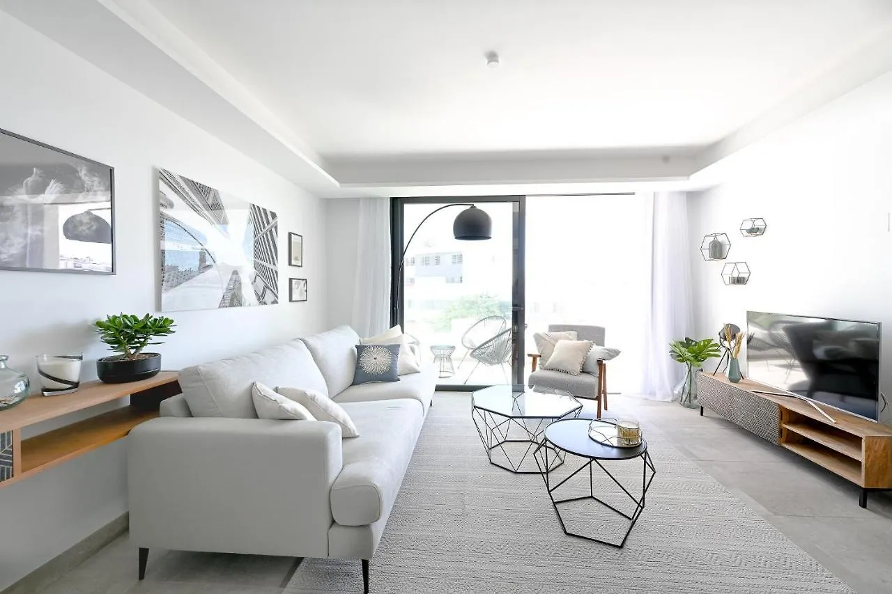 Seashell Infinity Luxury Apartment 에스테포나